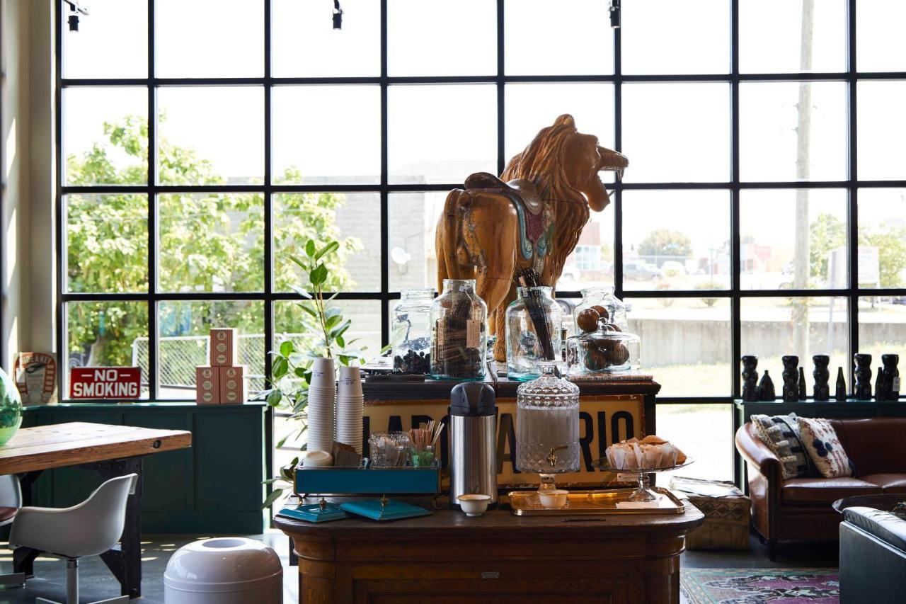 Fieldhouse Jones Hotel Нашвил Екстериор снимка