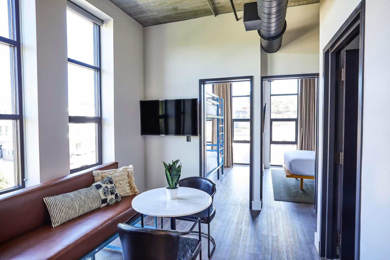 Fieldhouse Jones Hotel Нашвил Екстериор снимка